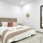 Luxury, One Of A Kind Home, In Ferries & Ac By 360 Estates *
