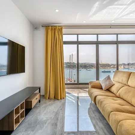 Apartament Luxury, One Of A Kind Home, In Ferries & Ac By 360 Estates Sliema