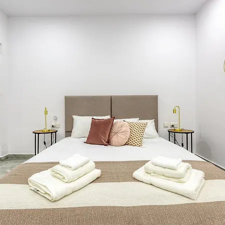 Luxury, One Of A Kind Home, In Ferries & Ac By 360 Estates アパート *