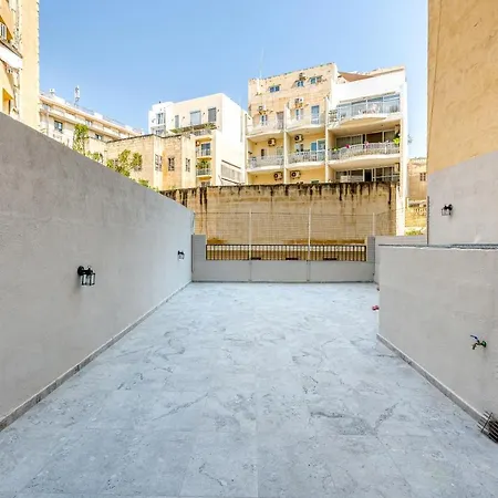 Apartman Luxury, One Of A Kind Home, In Ferries & Ac By 360 Estates