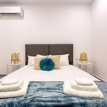 Luxury, One Of A Kind Home, In Ferries & Ac By 360 Estates * Sliema