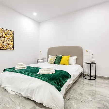 Lägenhet Luxury, One Of A Kind Home, In Ferries & Ac By 360 Estates *