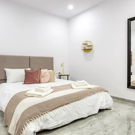 Luxury, One Of A Kind Home, In Ferries & Ac By 360 Estates *