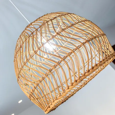 Luxury, One Of A Kind Home, In Ferries & Ac By 360 Estates * Слима